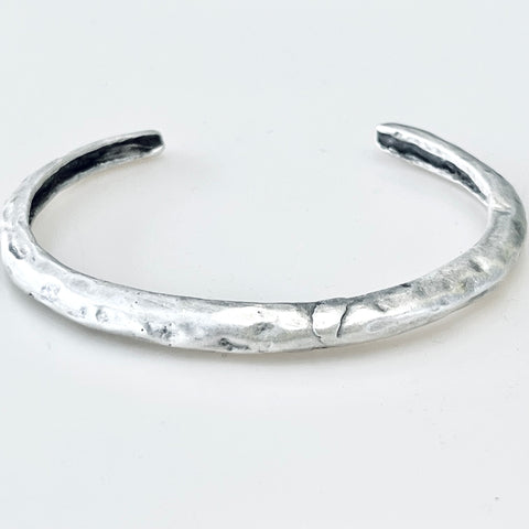 Aligned Bracelet